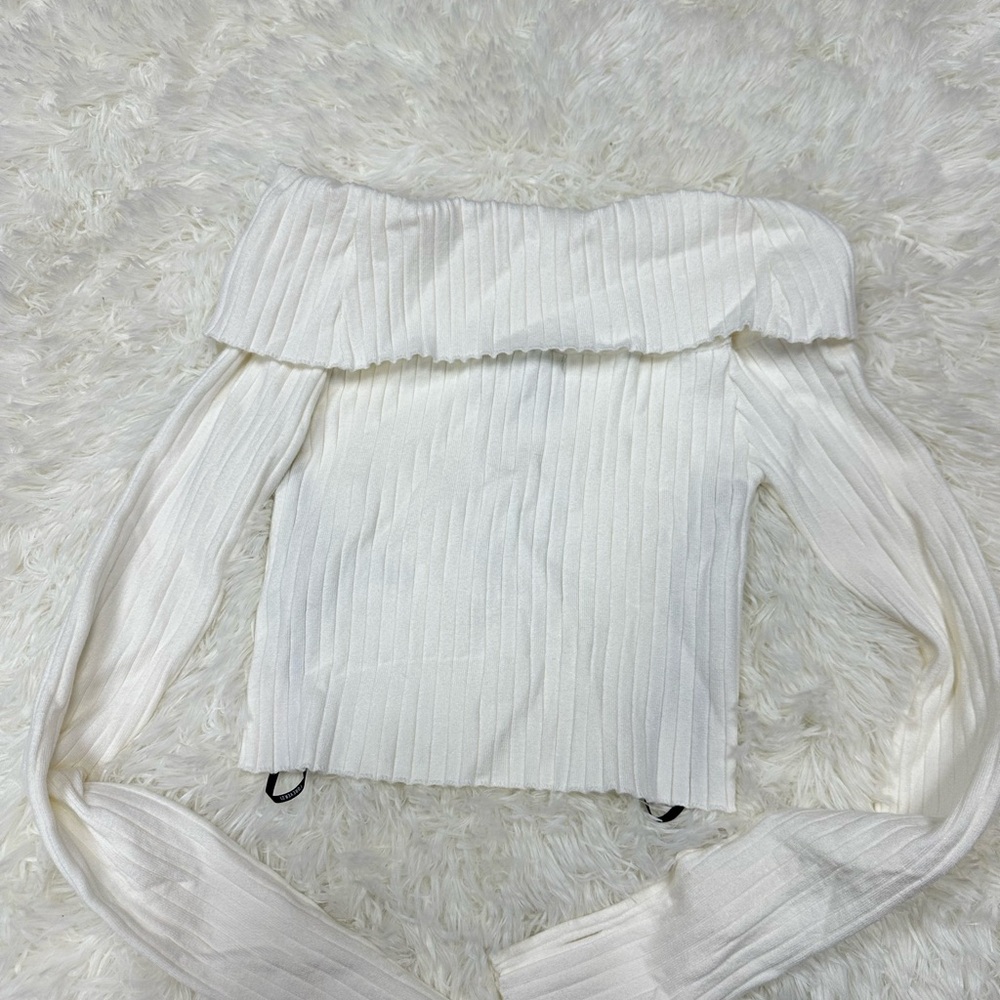 Forever 21 White Off-Shoulder Long Sleeve Top